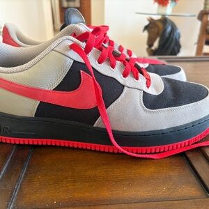 Nike Gray and Black Mesh Sneakers